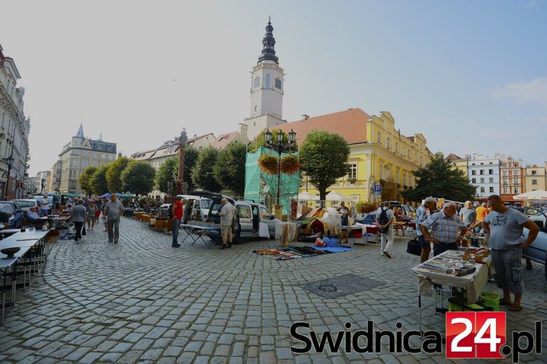 Świdnicka giełda pełna skarbów [FOTO]