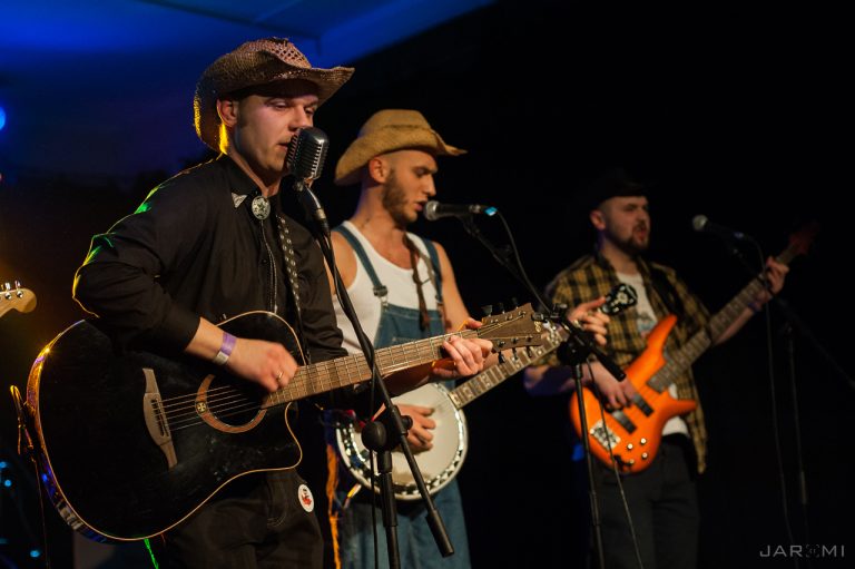 Klasyczny rock i country na trzy palce w Klubie Bolko