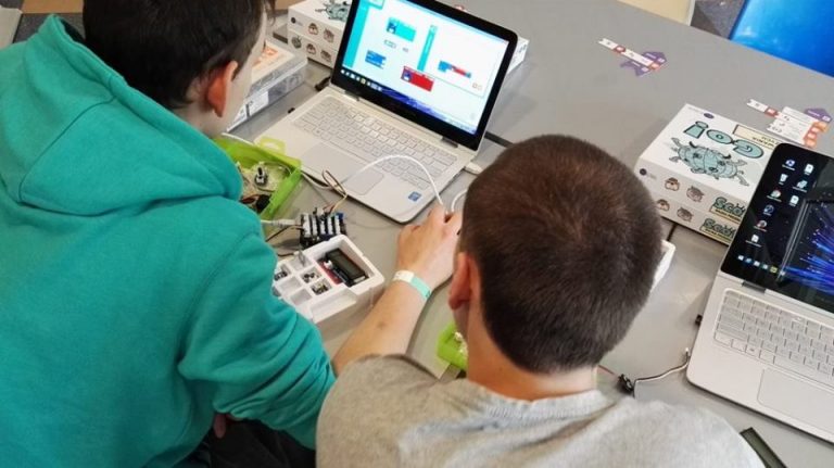 Dzieciaki do kodu, programowanie to język przyszłości!