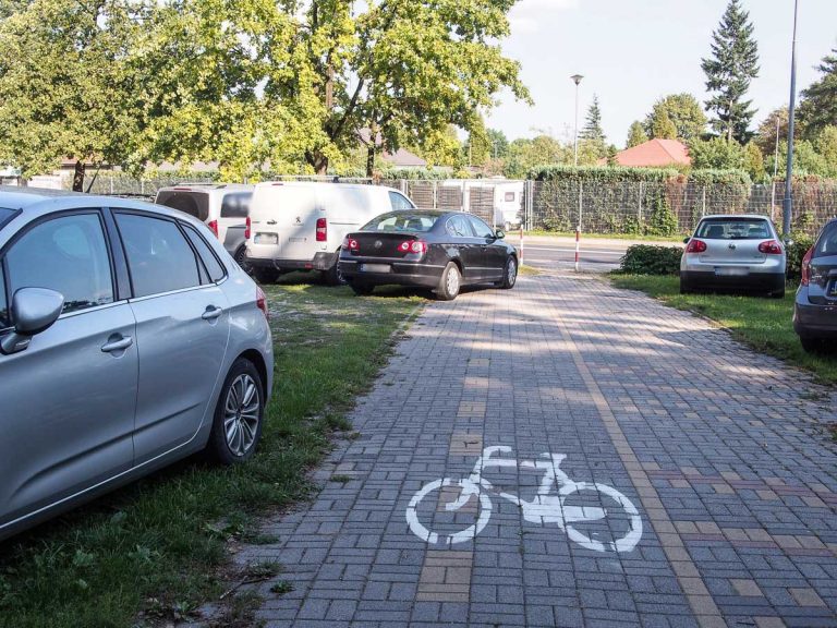 Mistrzowie parkowania [FOTO]
