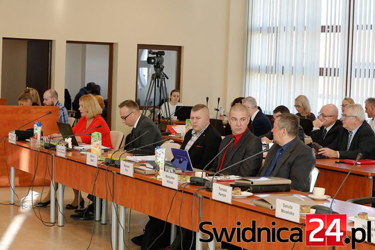 Świdniczanie zapłacą dodatkowy milion złotych podatków