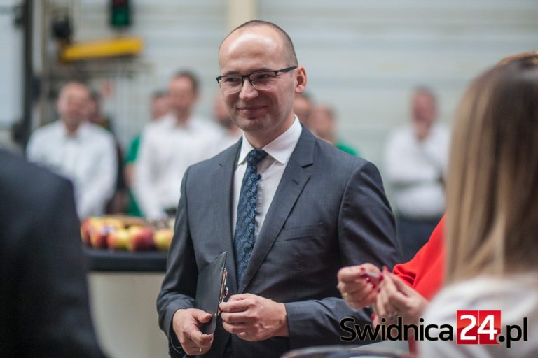 Pracownicy Electroluxa w piżamach. Umowa podpisana!