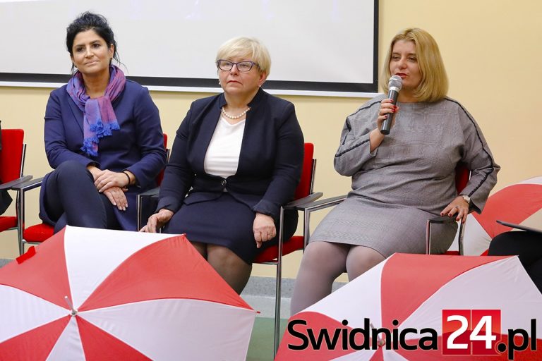 Świdniczanki w stulecie uzyskania praw wyborczych przez kobiety [FOTO]