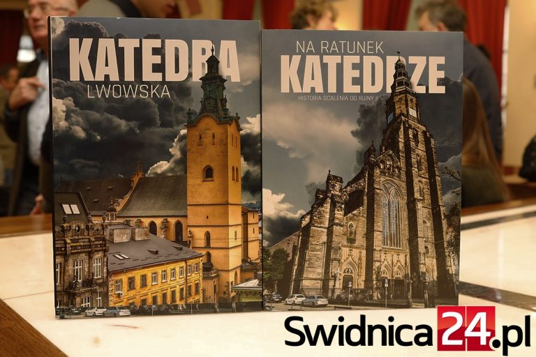 Katedry świdnicka i lwowska w albumach. [Rozstrzygnięcie konkursu]