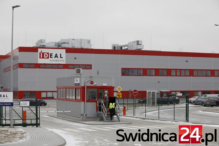 Pożar w rozdzielni zakładu Ideal Automotive