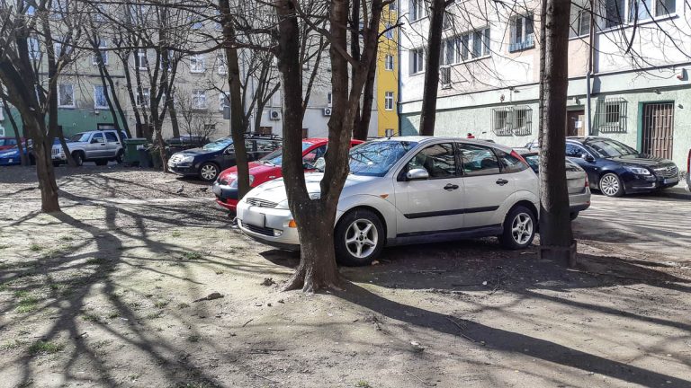 Mistrzowie parkowania [FOTO]