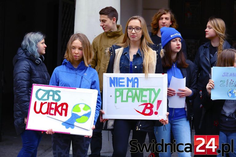 Młodzieżowy Strajk Klimatyczny: będzie manifestacja na Rynku