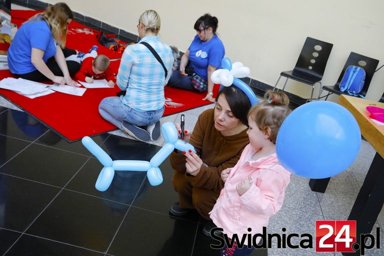 Dzień Świadomości Autyzmu w Galerii Świdnickiej [FOTO]