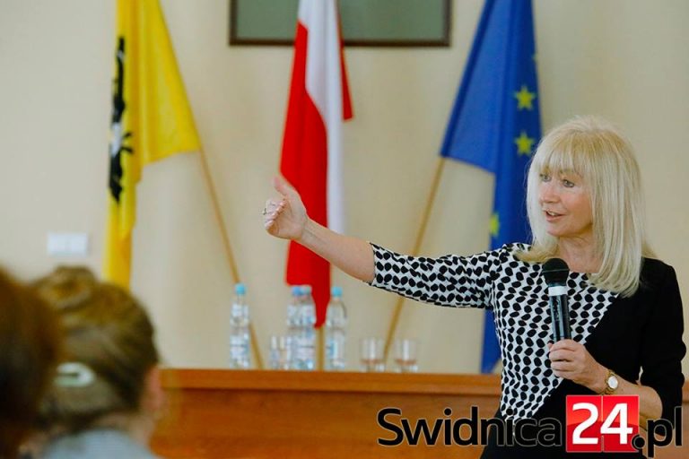 Gwiazda seriali sądowych z wykładem w Świdnicy