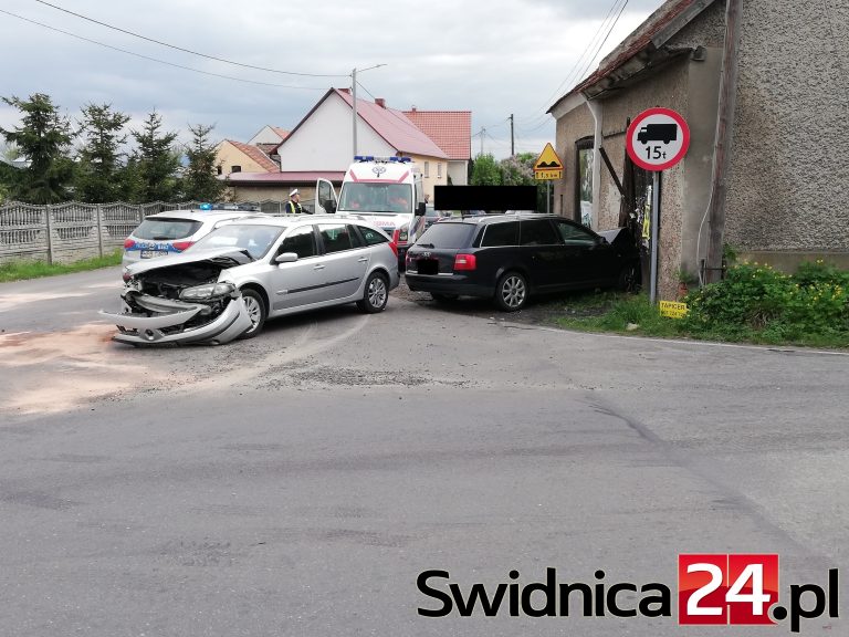 Niebezpieczne skrzyżowanie do przebudowy, „edukacyjne” fotoradary staną na łączniku. Powiatowi drogowcy szykują zmiany