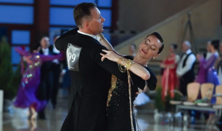 Podwójna korona dla świdnickich tancerzy