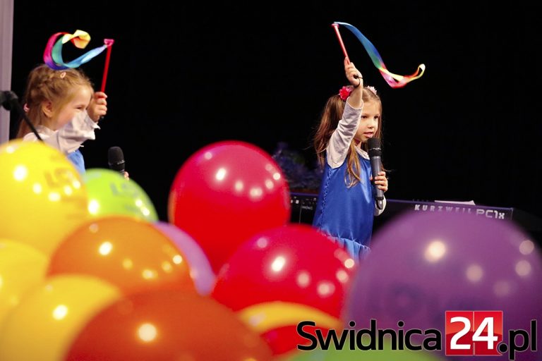 Po angielsku wyśpiewali nagrody [FOTO]