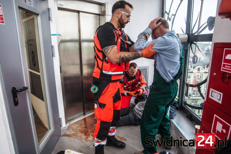 Tragedia w windzie, strzały nad zalewem. Mistrzostwa w ratownictwie medycznym