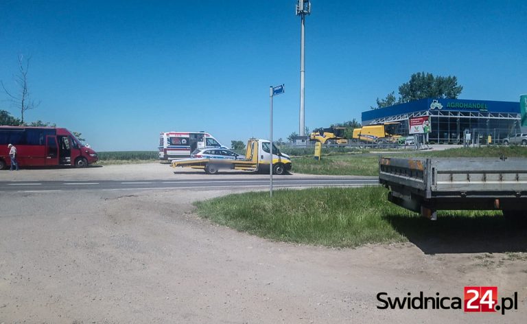 Stłuczka trzech pojazdów w Marcinowicach