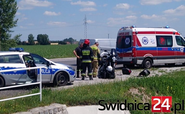Zderzenie busa z motocyklem