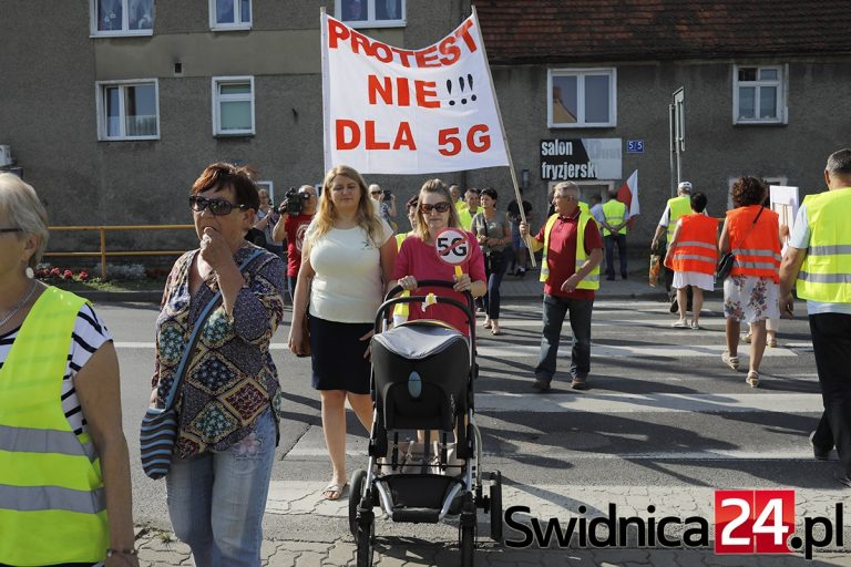 Starosta o proteście przeciwko masztowi w Marcinowicach: „działanie nieodpowiedzialne i kretyńskie”
