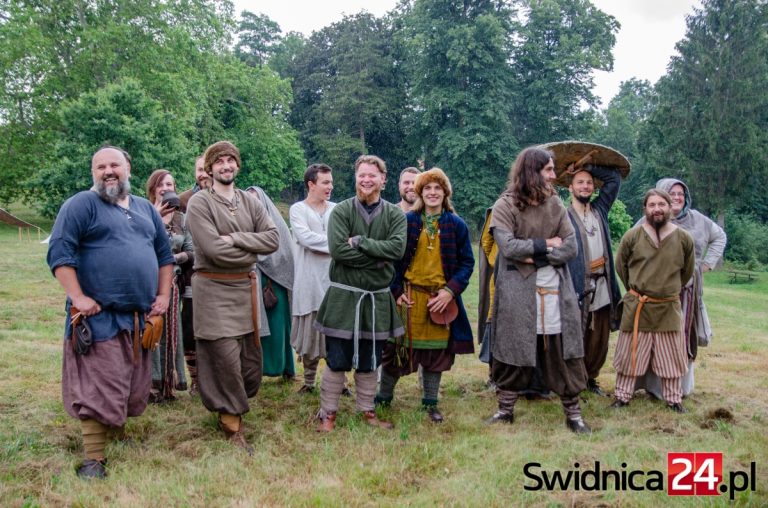 Spotkania w średniowiecznym klimacie w Wierzbnej