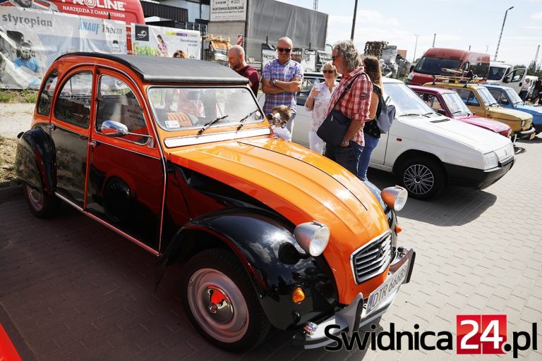 Miłośnicy motoryzacji pochwalili się swoimi unikatami [FOTO]