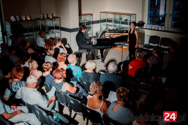 Festiwal Bachowski. Muzyka na dworcu i w kościołach gminy Żarów, początek już dzisiaj