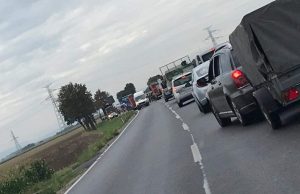 Zderzenie z udziałem pasażerskiego busa pod Wojnarowicami