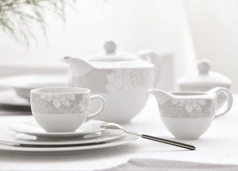 Jesienny kiermasz porcelany w „Karolinie”