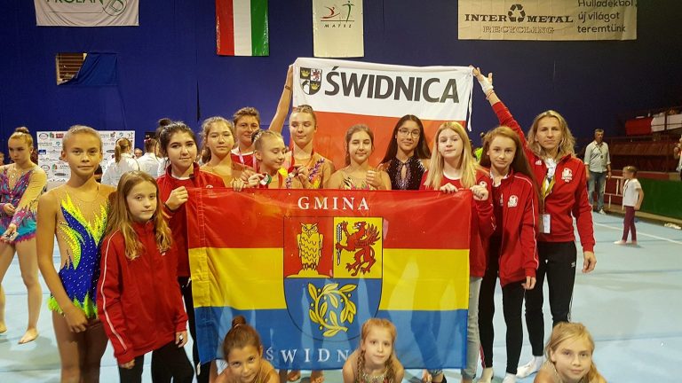 Świdnickie akrobatki wyjechały z Budapesztu ze srebrem