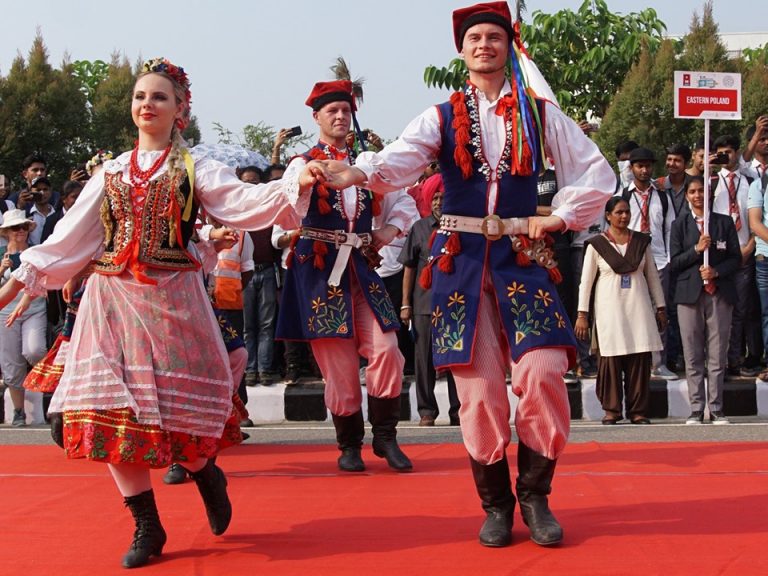 Świdnicki „Krąg” zatańczy w Meksyku? Potrzebne wsparcie