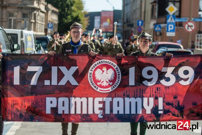 Upamiętnili 80. rocznicę agresji ZSRR na Polskę [FOTO]