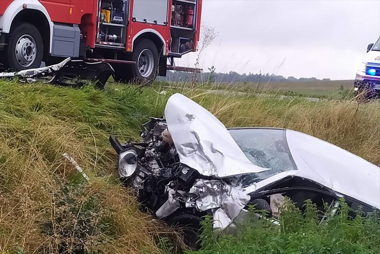 Wypadek pod Mielęcinem. 5 osób zabrano do szpitala