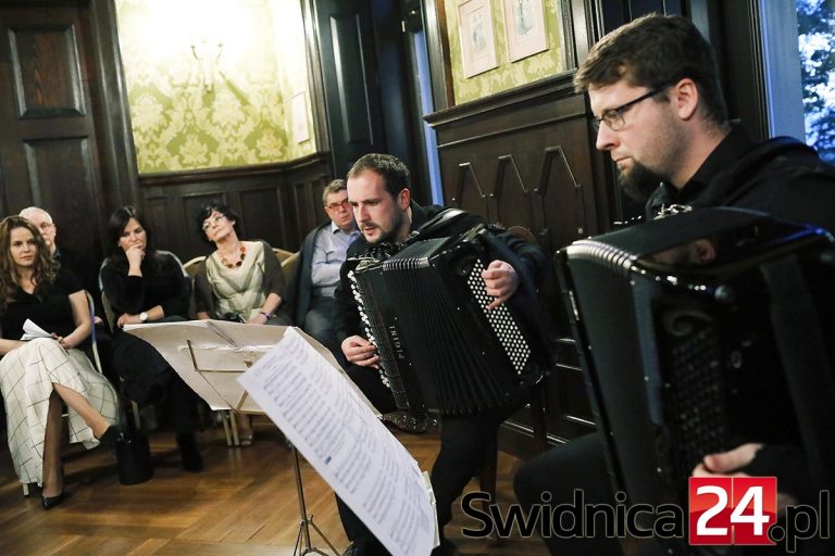 Kameralny koncert w pałacu Gruszów [FOTO]