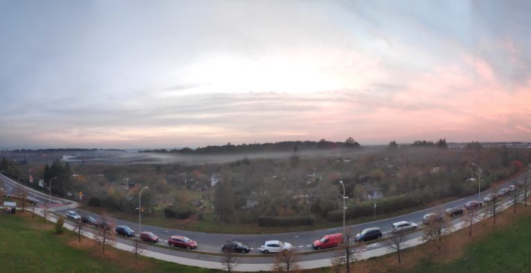 Mimo zakazów ogniska wciąż płoną