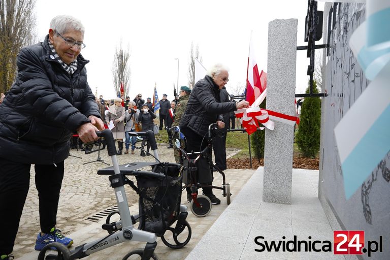 Pierwszy Marsz Pamięci więźniarek niemieckiego AL Graben