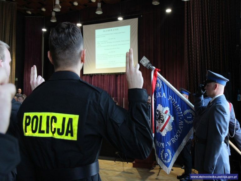 Nowi policjanci złożyli ślubowanie