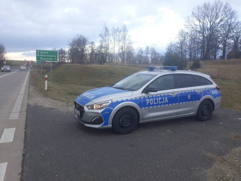 Świdnicka drogówka ma nowe auto