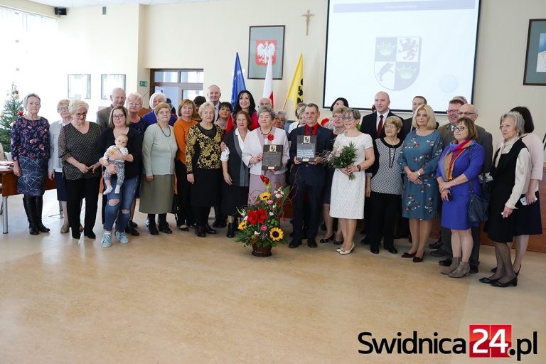 Dołączyli do grona zasłużonych dla Świdnicy [FOTO]