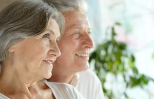 W Dniu Babci i Dziadka przestrzeż ich przed oszustami