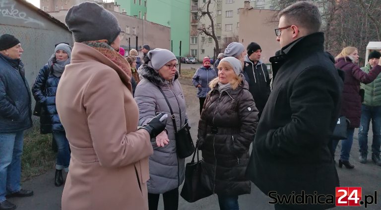 Proszą radnych: „Stańcie za głosem mieszkańców” [VIDEO]