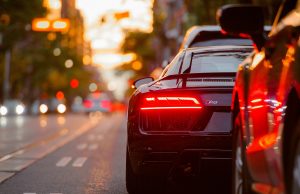 Czy młody kierowca może liczyć na tanie OC w Świdnicy?