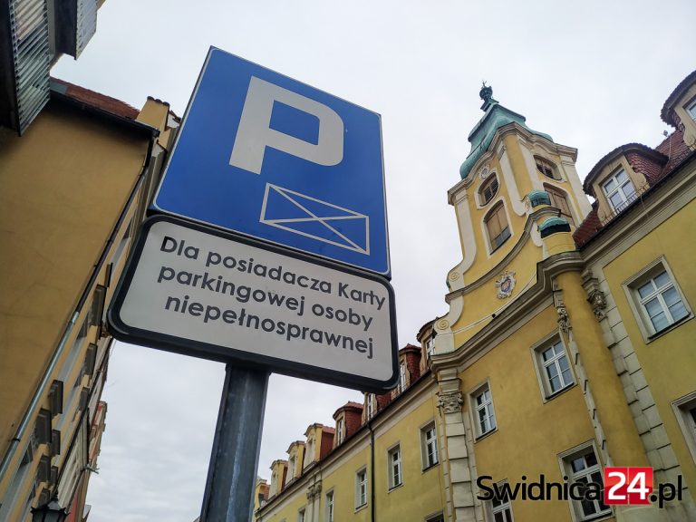 Wojewoda przyjrzy się oznakowaniu miejsc dla niepełnosprawnych w centrum Świdnicy