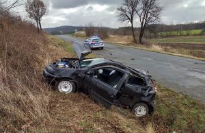 Kierowca nieprzytomny po dachowaniu