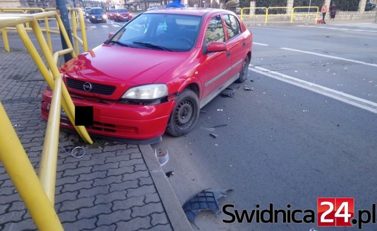 Zderzenie na ulicy Łukasińskiego [FOTO]