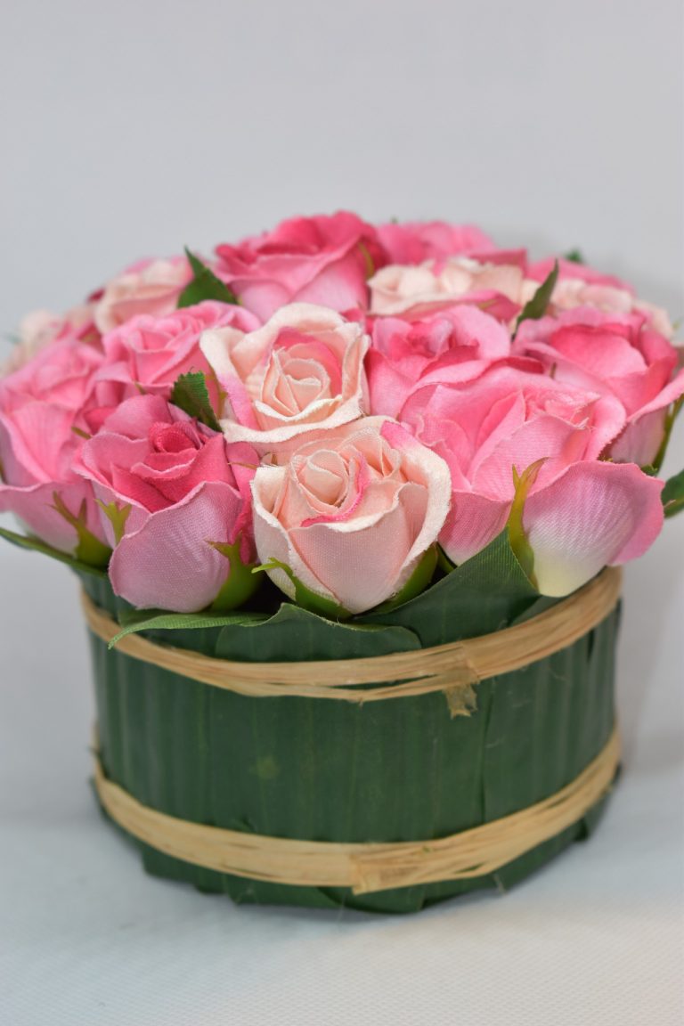 Jak ciekawie wykorzystać kwiaty sztuczne?