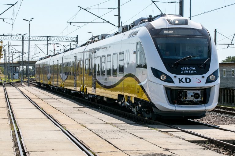 Koleje Dolnośląskie tną kursy