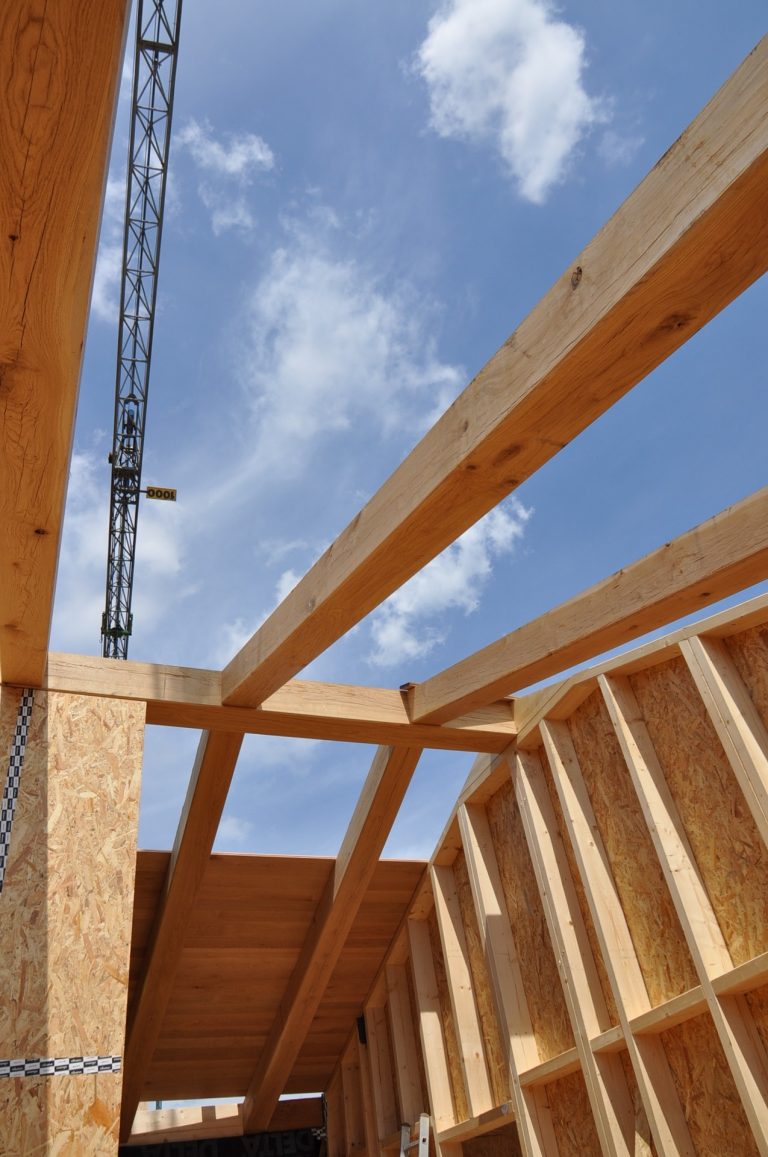 Szerokie zastosowanie drewna klejonego