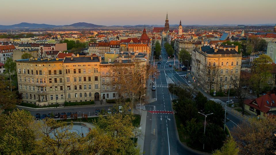 Zadłużenie najemców w Świdnicy urosło do blisko 45 mln zł. Inne samorządy proponują umarzanie długów