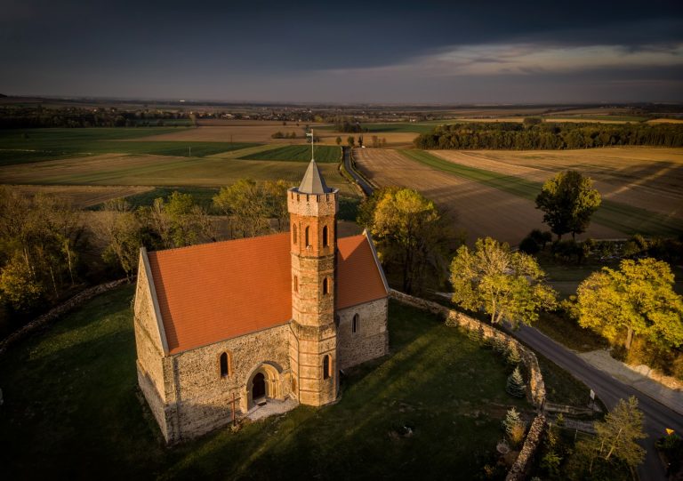 Historia Ziemi Żarowskiej na jednej stronie