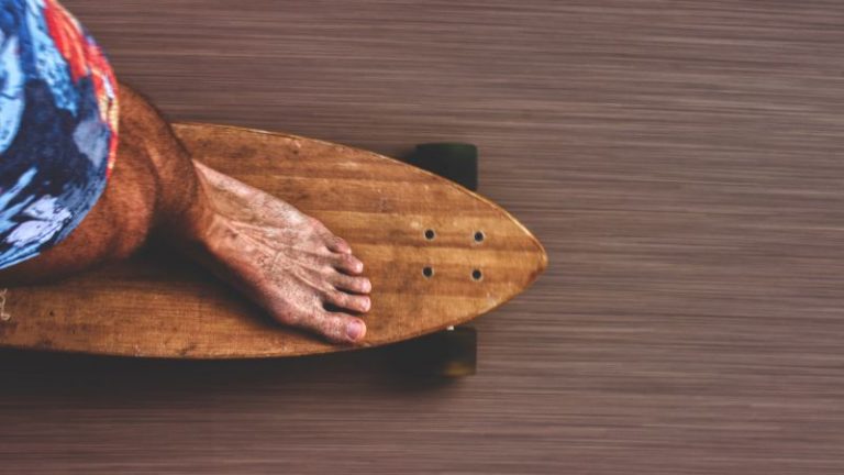Jak zacząć swoją przygodę z longboardem?