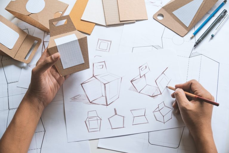 Co sprawia, że opakowanie produktu przyciąga uwagę w sklepie?