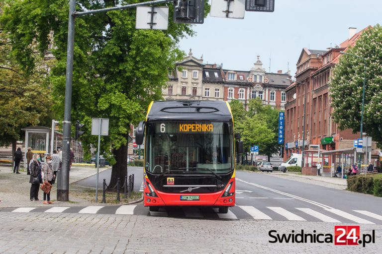 Od 1 września nowy rozkład jazdy MPK. 31A do Wałbrzycha nadal nie pojedzie