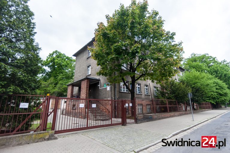 Starostwo przygotowało miejsca dla uchodźców w schronisku młodzieżowym